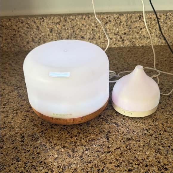 2 Color Changing Essential Oil Diffusers - Picture 11 of 13